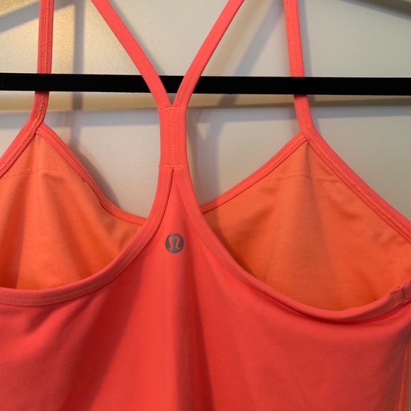 Lululemon bright pink bra-in tank top - Picture 4 of 5